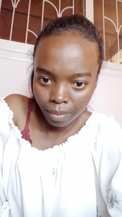 Lu_nah live cam on Cam4