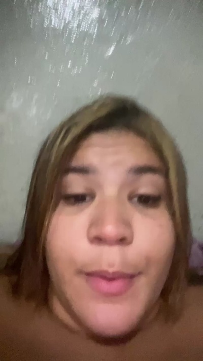 Luaaszz live cam on Cam4