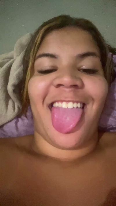 Luaaszz live cam on Cam4