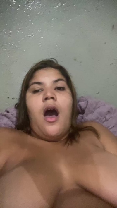 Luaaszz live cam on Cam4