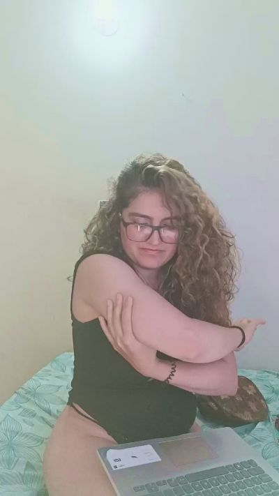 Luana363 live cam on Cam4