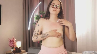 LuanaBolitho live cam on Cam4