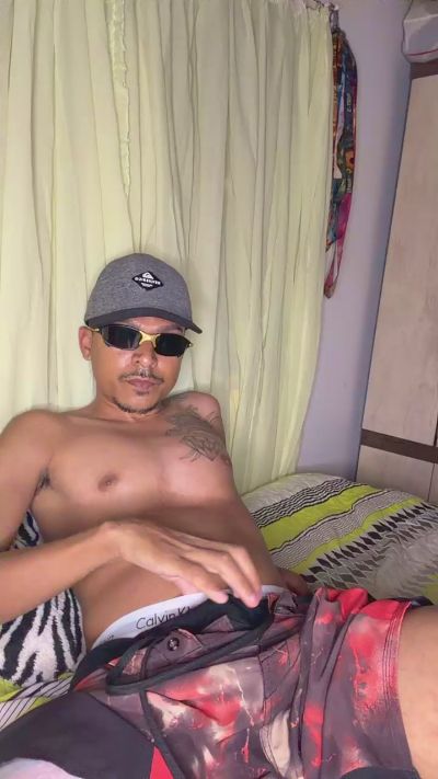 Luann_siqueiraa live cam on Cam4
