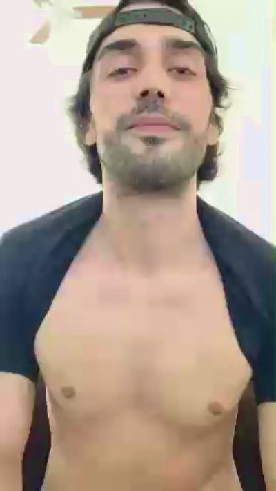 Luanservas live cam on Cam4