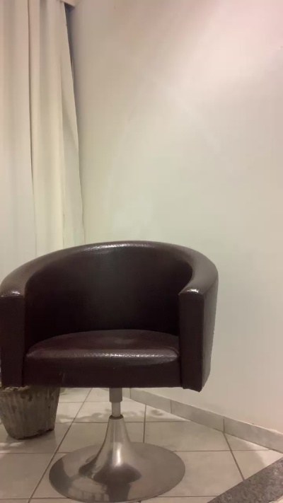 Luanservas live cam on Cam4