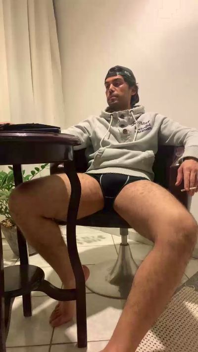 Luanservas live cam on Cam4