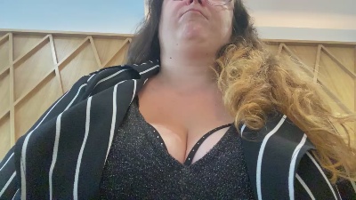 Lubique live cam on Cam4
