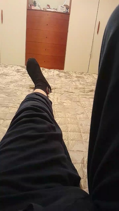 Luca28117 live cam on Cam4