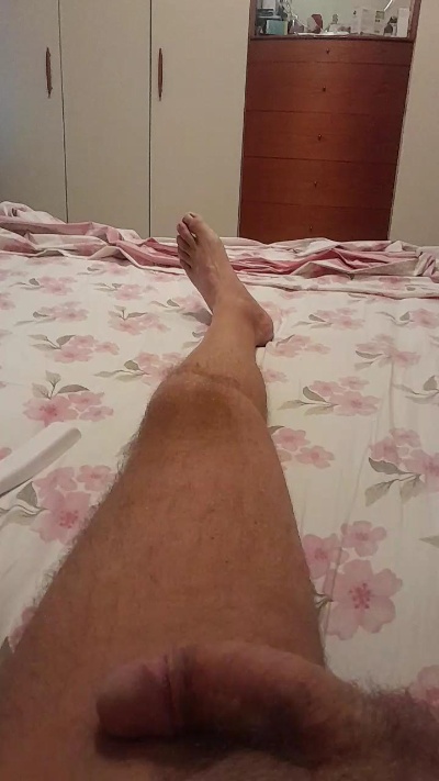 Luca28117 live cam on Cam4