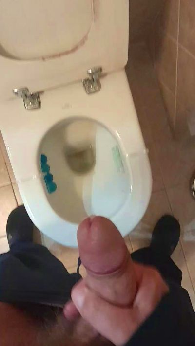 Luca28117 live cam on Cam4