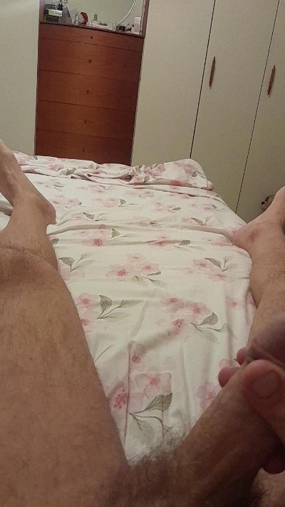 Luca28117 live cam on Cam4