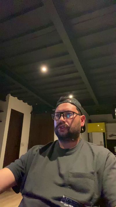 Luca_Vega_ webcam