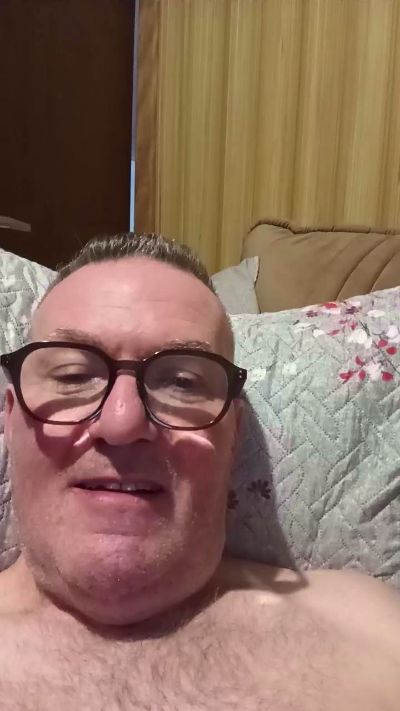 Lucart43 live cam on Cam4
