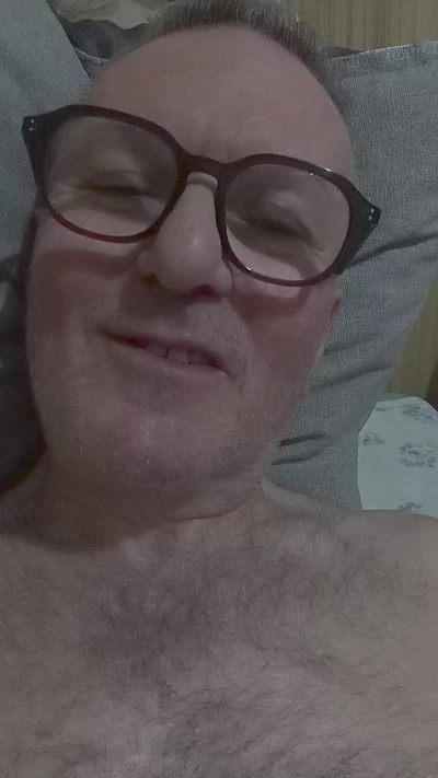 Lucart43 live cam on Cam4