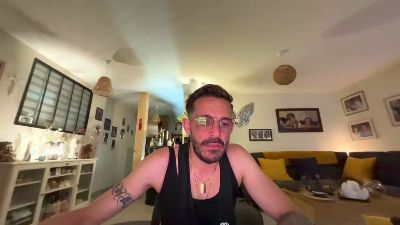 Lucas74sexy live cam on Cam4