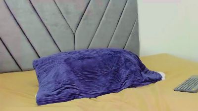 LucasTorrez live cam on Cam4