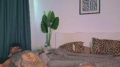 Lucasexclusive1 live cam on Cam4