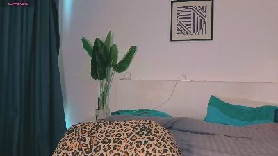 Lucasexclusive1 live cam on Cam4