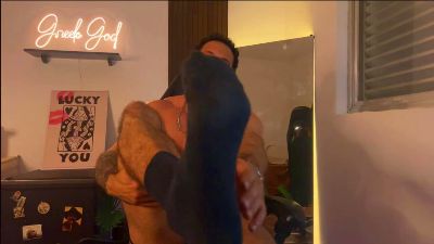 Lucasfit24 live cam on Cam4