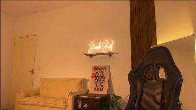 Lucasfit24 live cam on Cam4