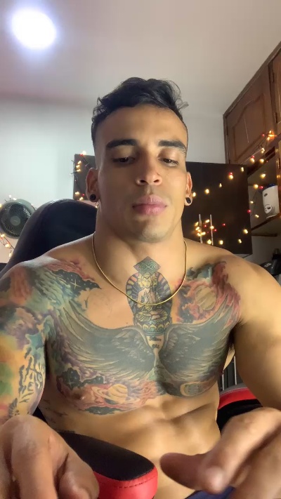 hot chat Lucasflexthis 1