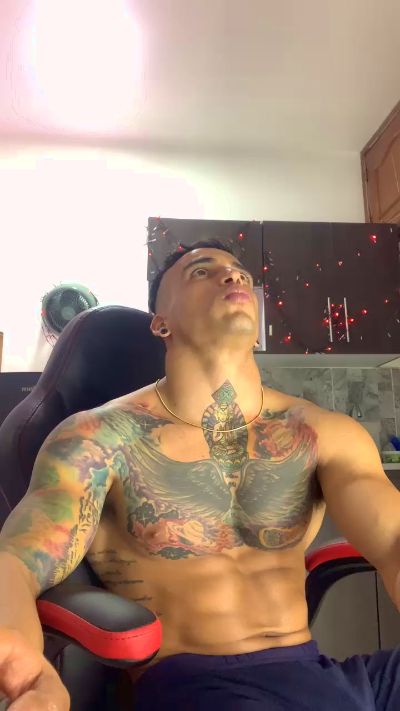 free cam sex Lucasflexthis 1