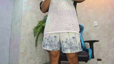 Lucasflexthis_1 live cam on Cam4