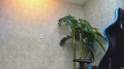 Lucasflexthis_1 live cam on Cam4
