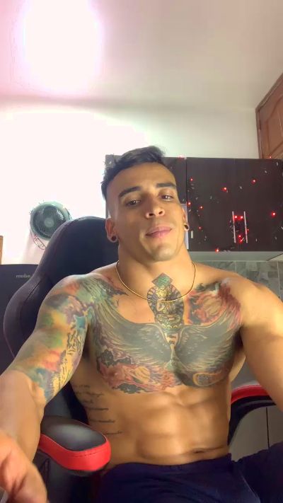 sexcam online Lucasflexthis 1