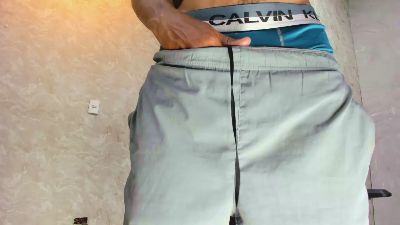 Lucasflexthis_1 live cam on Cam4
