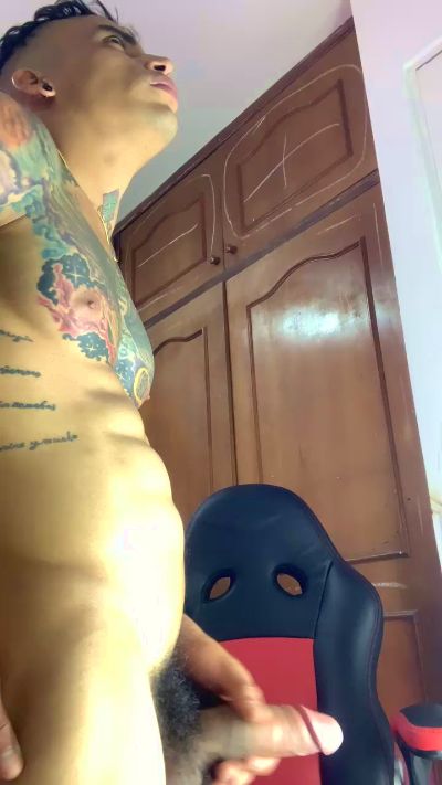 free cam sex Lucasflexthis 1