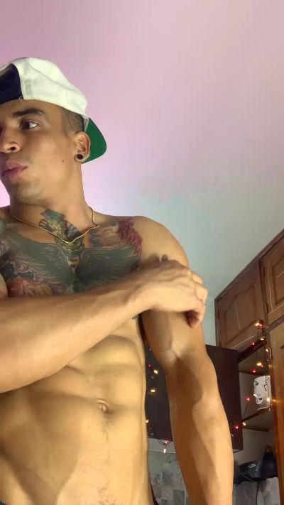 striptease web cam Lucasflexthis 1