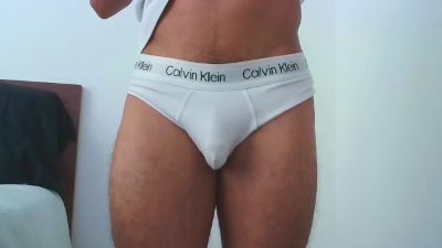 Lucasflexthis_1 live cam on Cam4