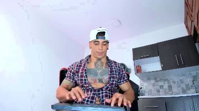 chat webcam Lucasflexthis 1