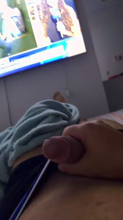 Lucasminas22 live cam on Cam4