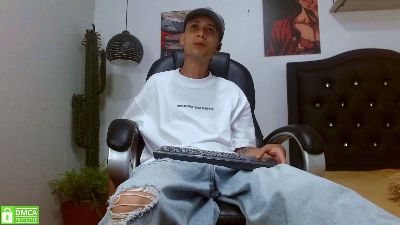 LucassSmithh live cam on Cam4