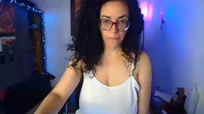 Lucci_Lovee live cam on Cam4