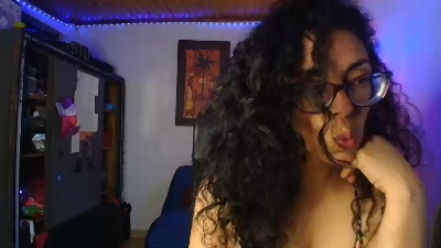 Lucci_Lovee live cam on Cam4