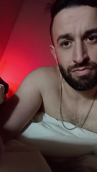 Luch2024 live cam on Cam4