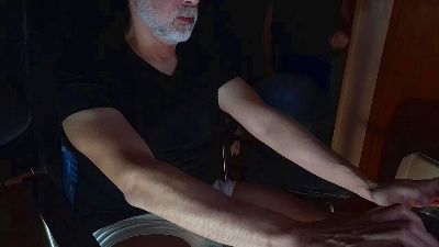 Lucho_pan live cam on Cam4