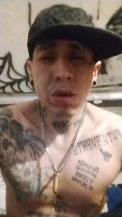 Luchociampo live cam on Cam4