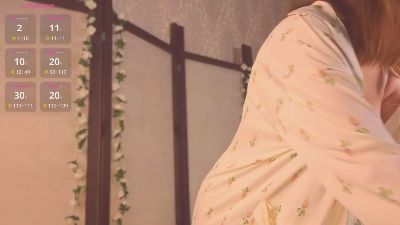 Luci_XO live cam on Cam4