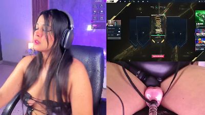 LuciaReid live cam on Cam4
