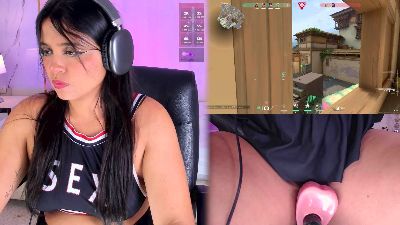 LuciaReid live cam on Cam4