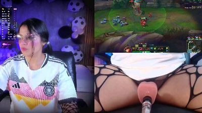 LuciaReid live cam on Cam4