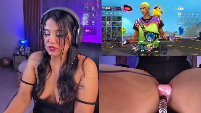 LuciaReid live cam on Cam4