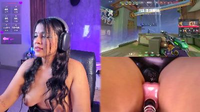 LuciaReid live cam on Cam4