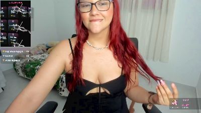 Lucia_Milf live cam on Cam4