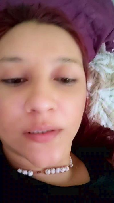 Lucia_Milf live cam on Cam4