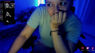 Lucia_Milf live cam on Cam4